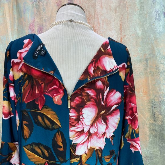 New 📌Roz & Ali  Beautiful Floral Design Dress with Bell Sleeves - Picture 7 of 13